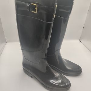 Black rubber boots